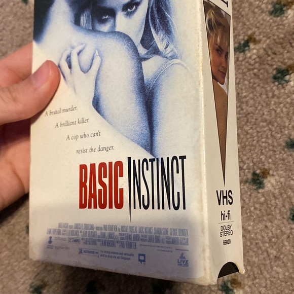 Basic Instinct VHS Tape - Picture 5 of 5